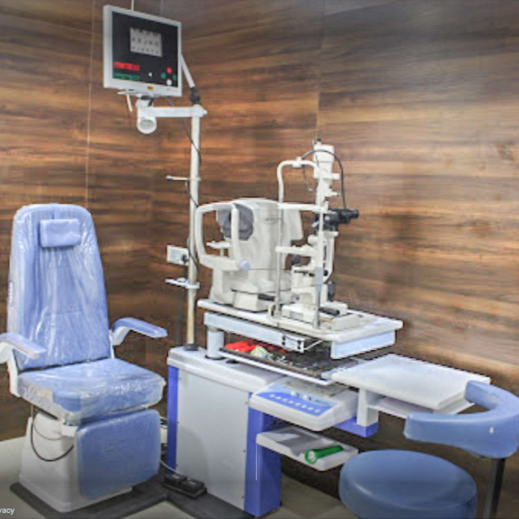 Advanced Cataract Surgeries in Aurangabad at Shri Krishna Netralaya Clinic